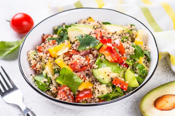 salada de quinoa